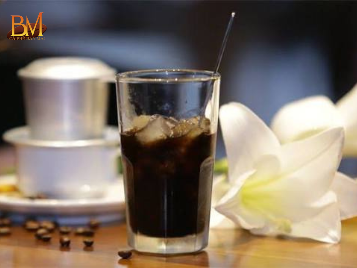Đen Đá Cafe Là Gì? Thức Uống Đậm Đà Được Yêu Thích Tại Việt Nam